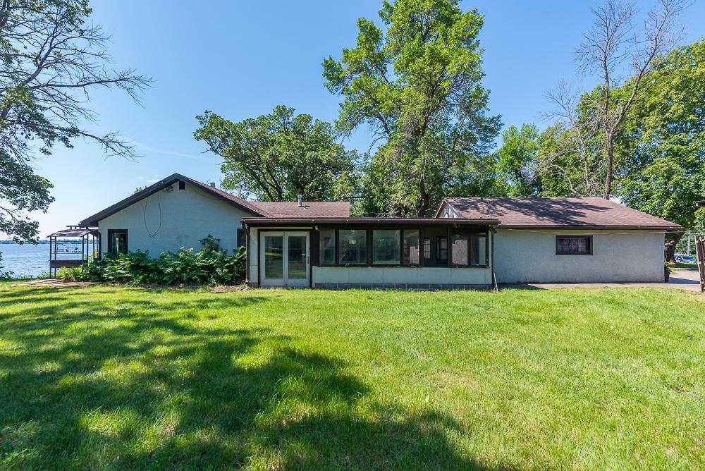 21824 Hillcrest Drive, Nisswa MN 56468 - Photo 7 of 46