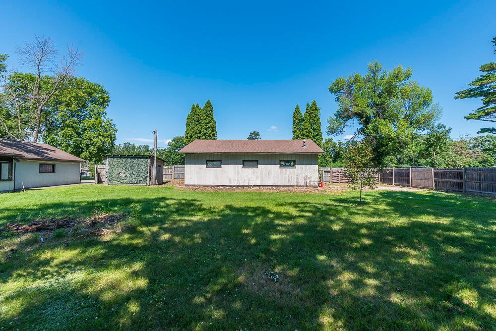 21824 Hillcrest Drive, Nisswa MN 56468 - Photo 8 of 46