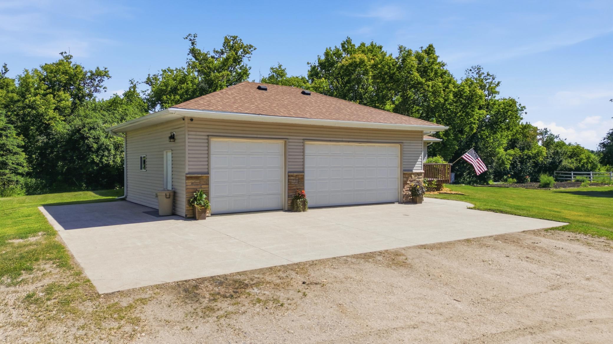 16605 50th Street SE, Kindred ND 58051 - Photo 3 of 53