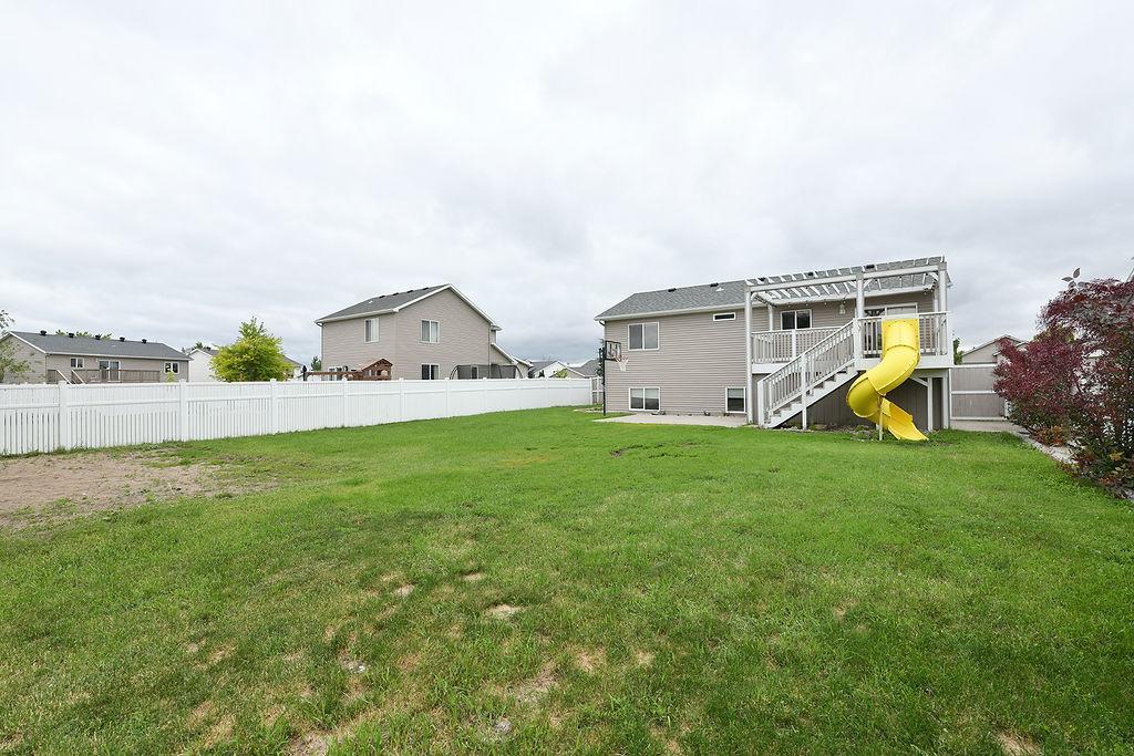 1159 39 1/2 W Avenue, West Fargo ND 58078 - Photo 6 of 7
