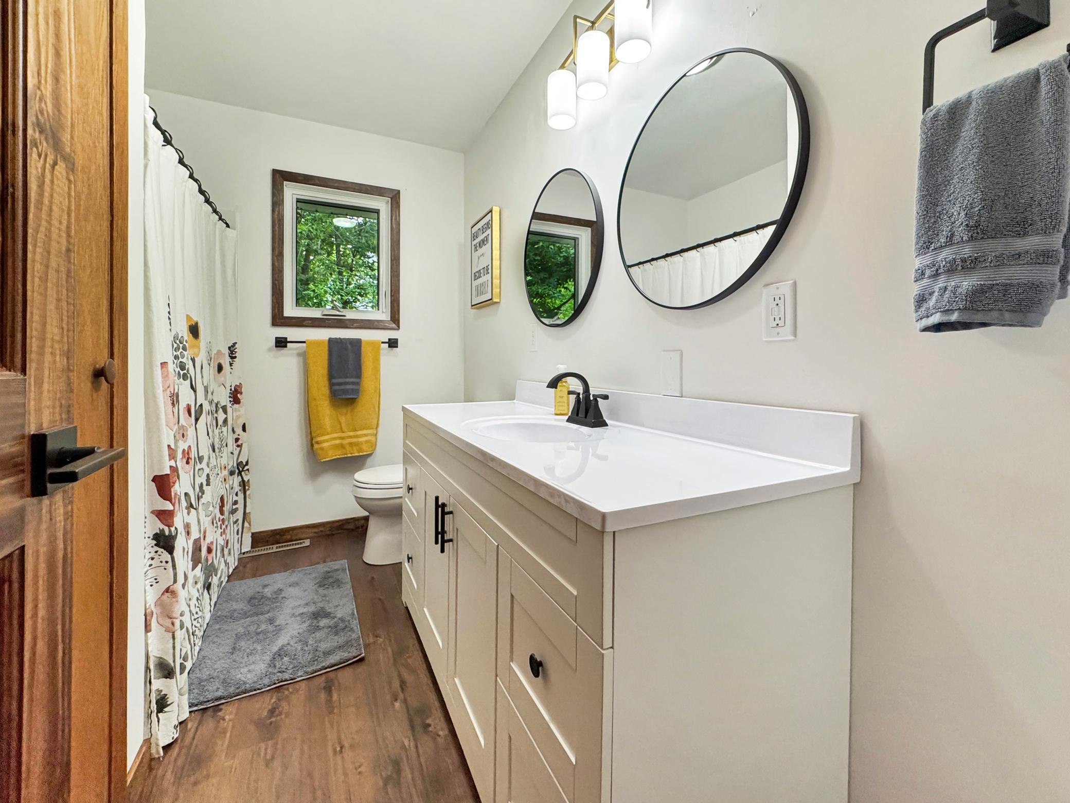 1974 single family home for sale at 6020 Shady Lane NE in Bemidji, MN — 4 bed, 3 bath (photo 17 of 25)