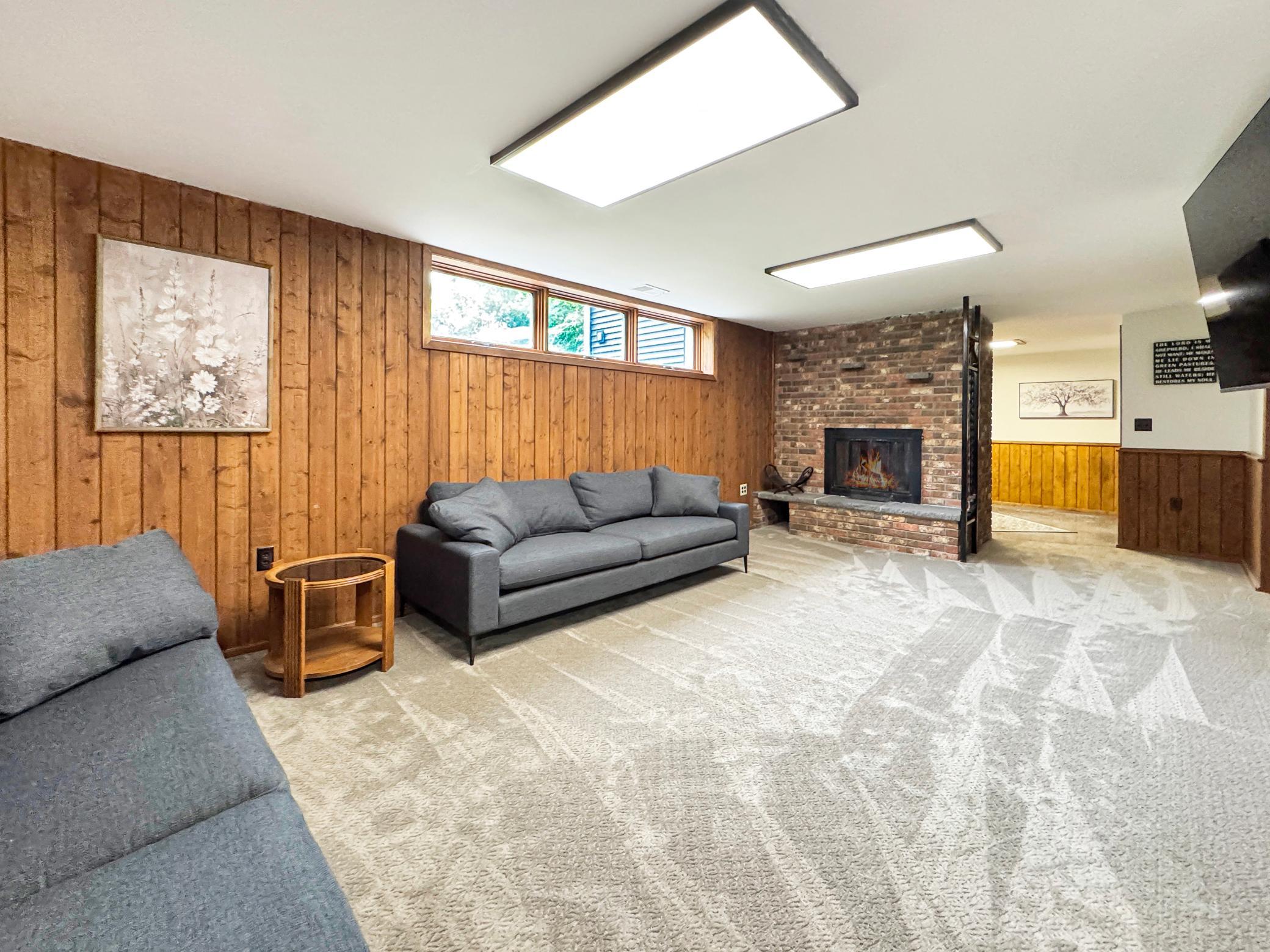 1974 single family home for sale at 6020 Shady Lane NE in Bemidji, MN — 4 bed, 3 bath (photo 23 of 25)