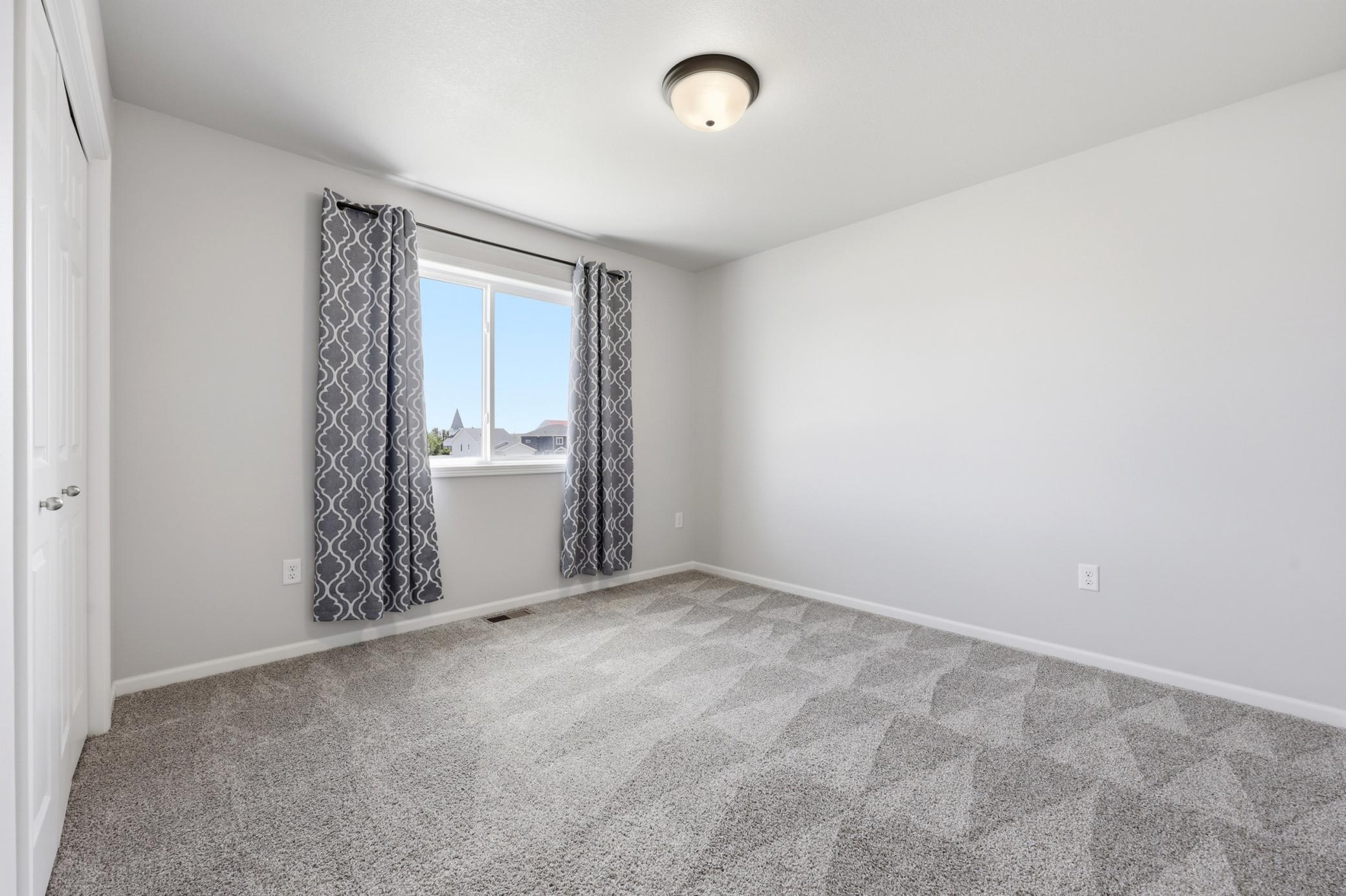 1490 68th S Avenue, Fargo ND 58104 - Photo 20 of 26
