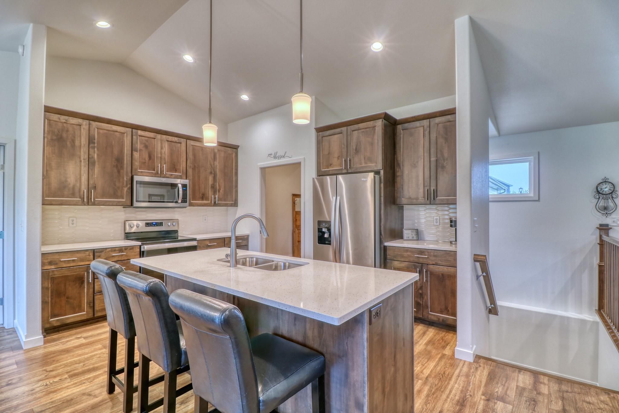 6779 Ashwood S Loop, Fargo ND 58104 - Photo 14 of 58