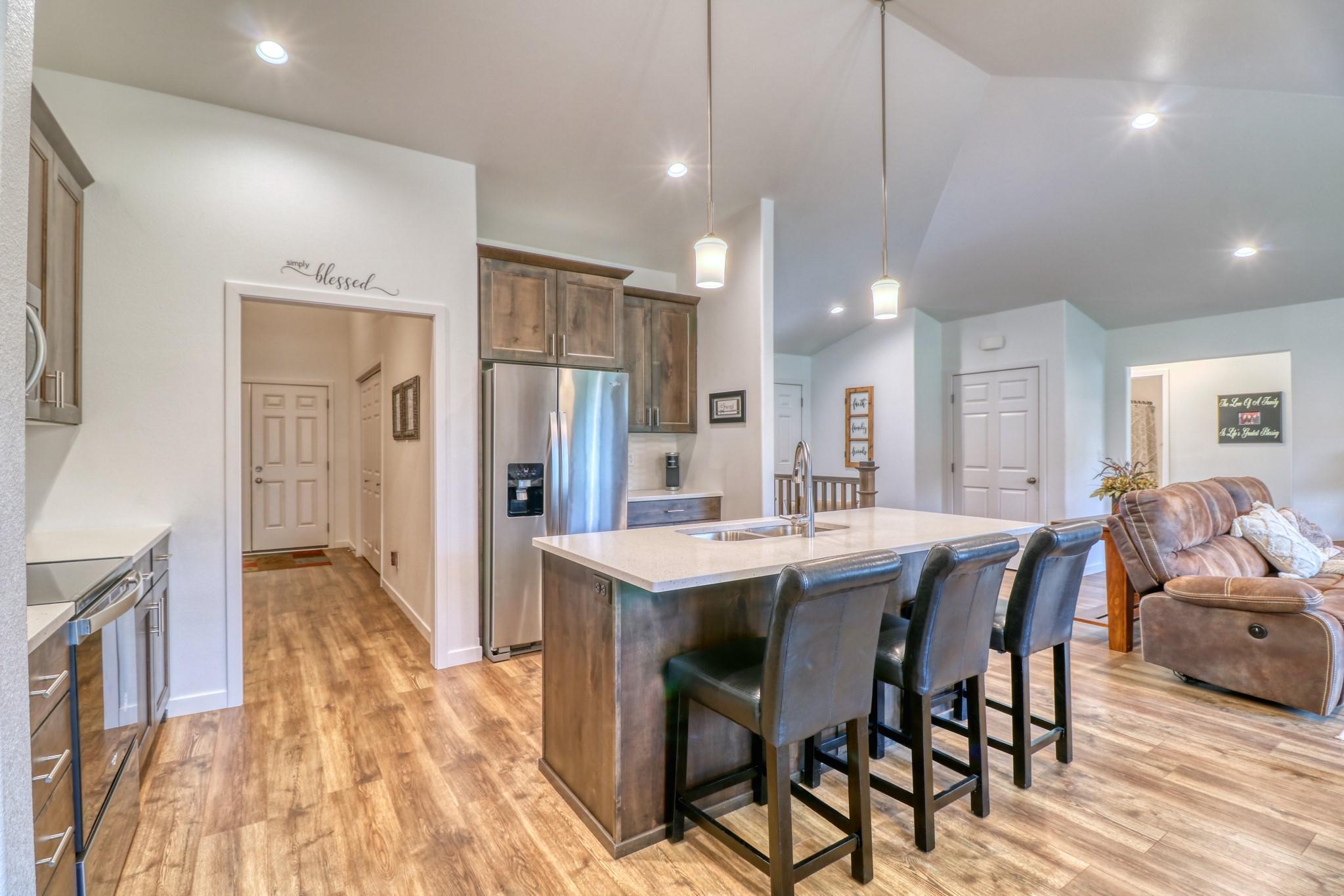 6779 Ashwood S Loop, Fargo ND 58104 - Photo 15 of 58