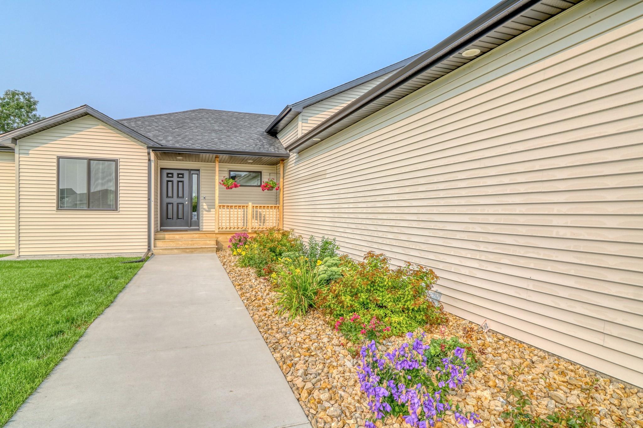 6779 Ashwood S Loop, Fargo ND 58104 - Photo 3 of 58
