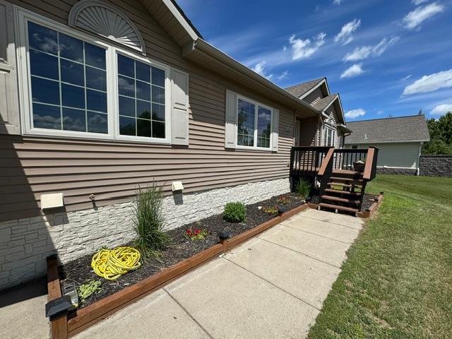 708 Irving Avenue SW, Wadena MN 56482 - Photo 4 of 35