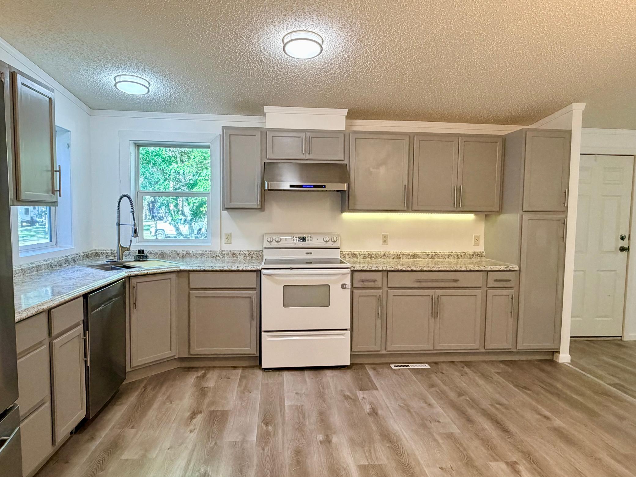506 Central Avenue S, Park Rapids MN 56470 - Photo 17 of 37