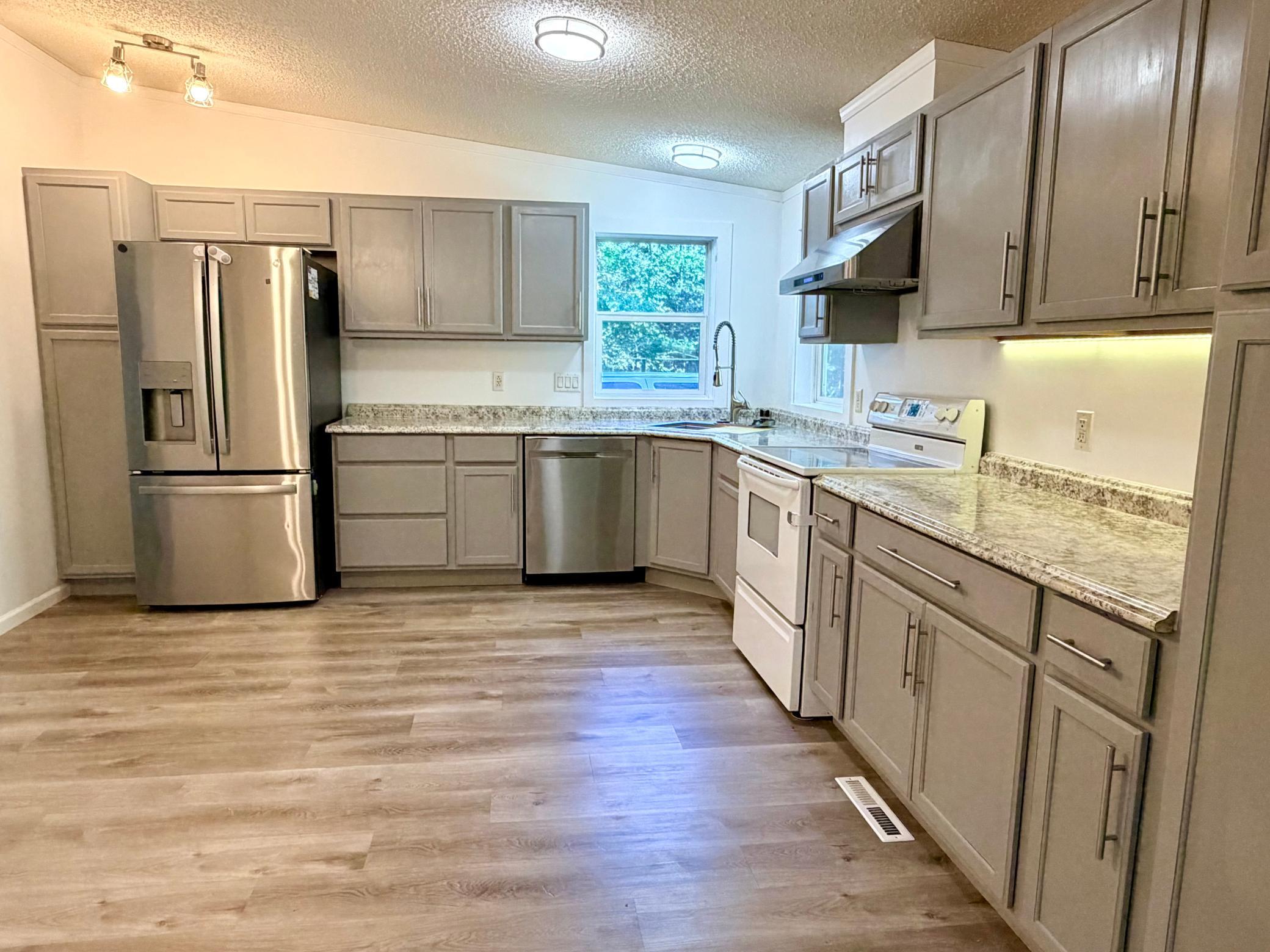 506 Central Avenue S, Park Rapids MN 56470 - Photo 18 of 37
