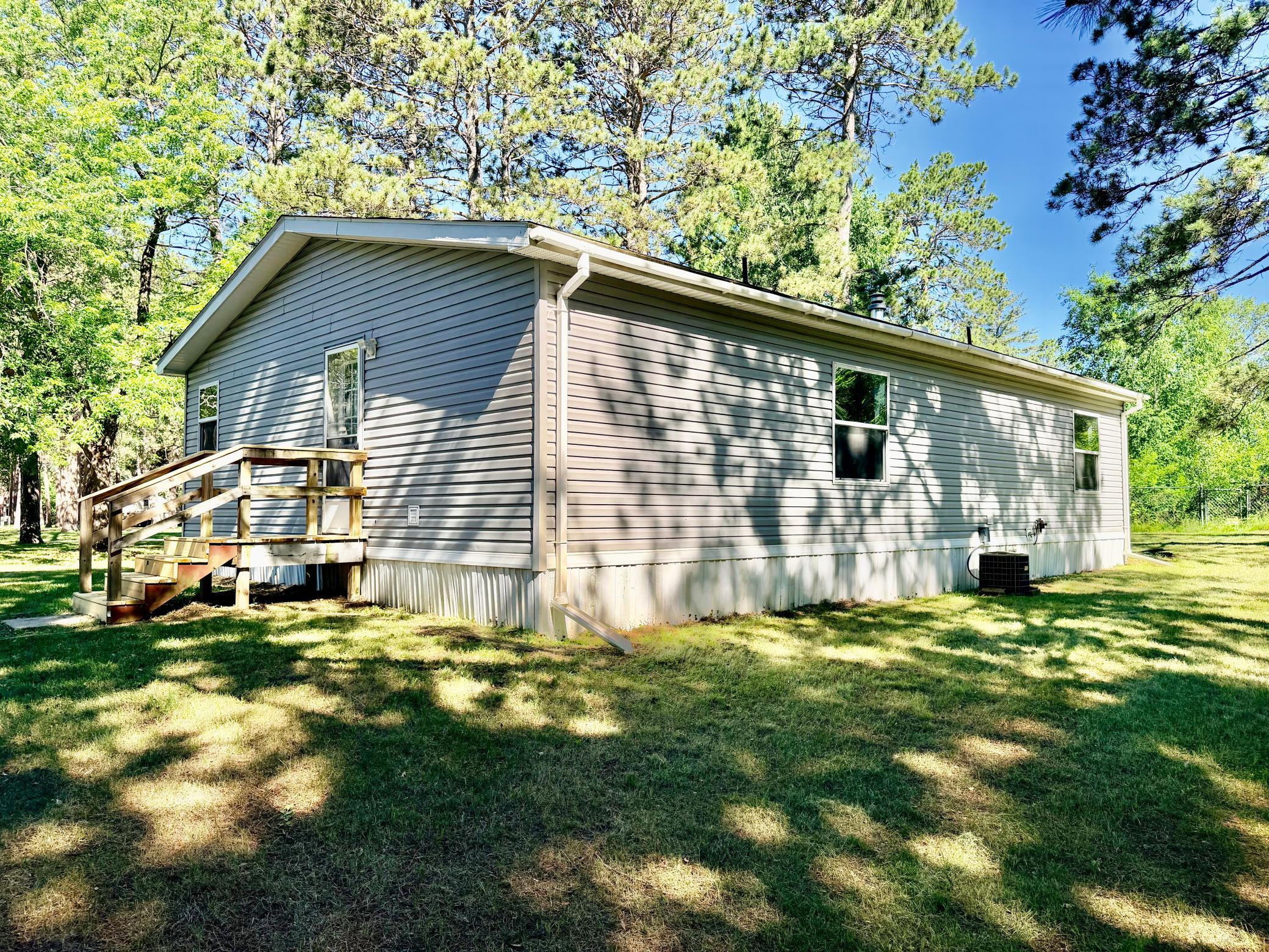 506 Central Avenue S, Park Rapids MN 56470 - Photo 4 of 37