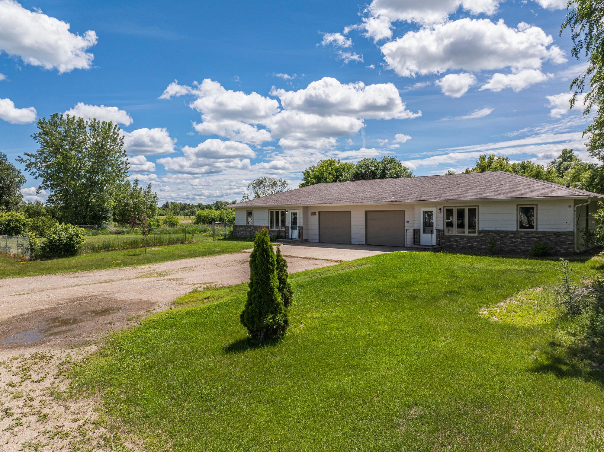 1994 duplex for sale at 204 Main Street E in Ogema, MN — 4 bed, 2 bath (photo 2 of 31)