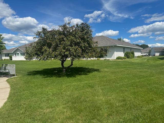 2000 single family home for sale at 3009 Blue Spruce Lane NW in Bemidji, MN — 3 bed, 2 bath (photo 14 of 15)