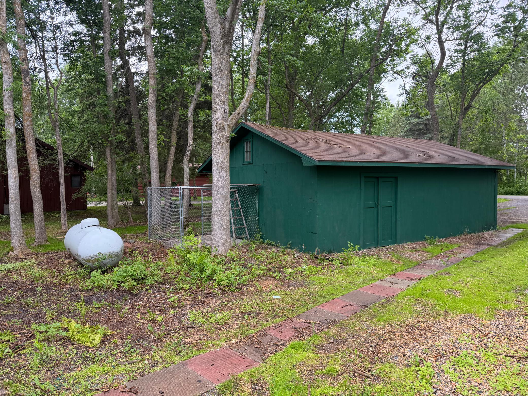 210 Oak Road, Warroad MN 56763 - Photo 4 of 28