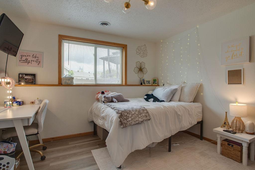 1087 Parkway Lane, West Fargo ND 58078 - Photo 33 of 49
