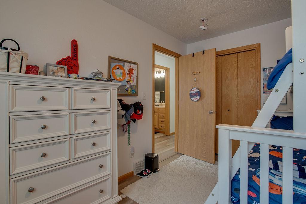 1087 Parkway Lane, West Fargo ND 58078 - Photo 35 of 49