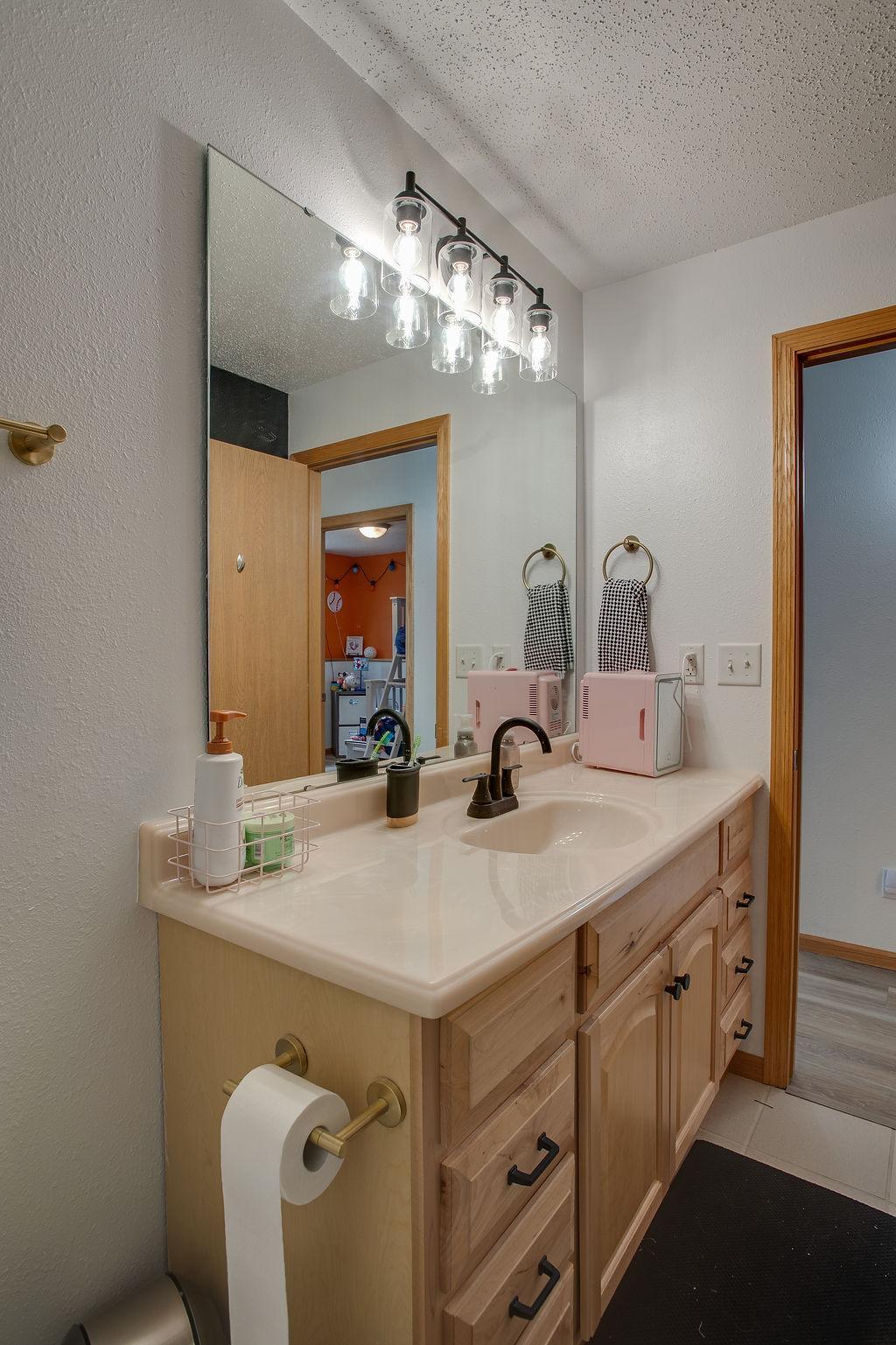 1087 Parkway Lane, West Fargo ND 58078 - Photo 37 of 49
