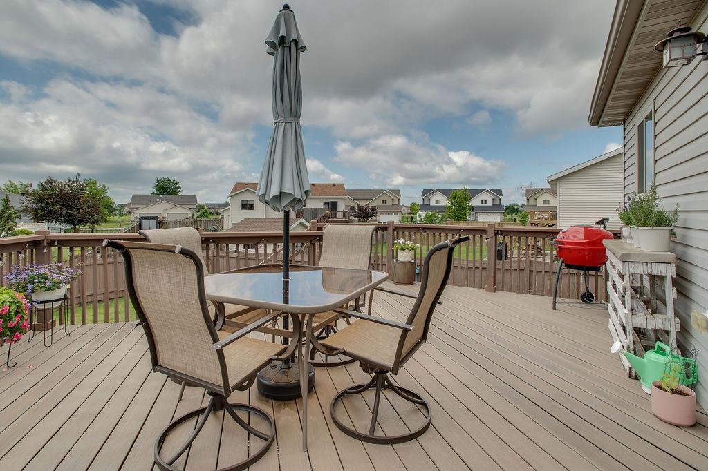 1087 Parkway Lane, West Fargo ND 58078 - Photo 40 of 49