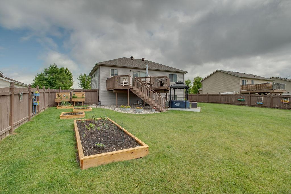 1087 Parkway Lane, West Fargo ND 58078 - Photo 43 of 49