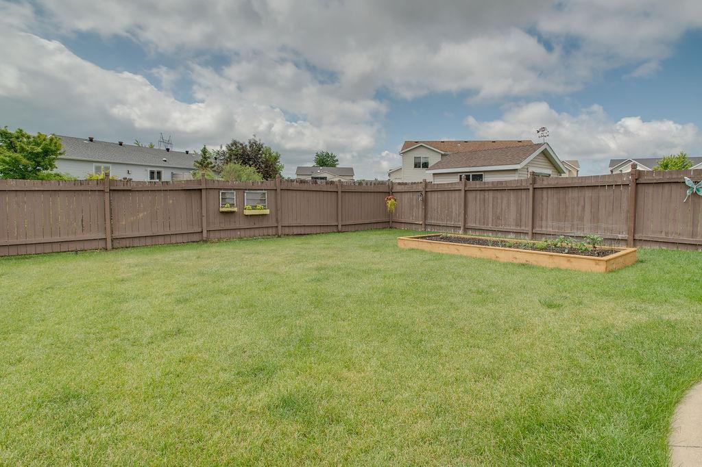 1087 Parkway Lane, West Fargo ND 58078 - Photo 45 of 49