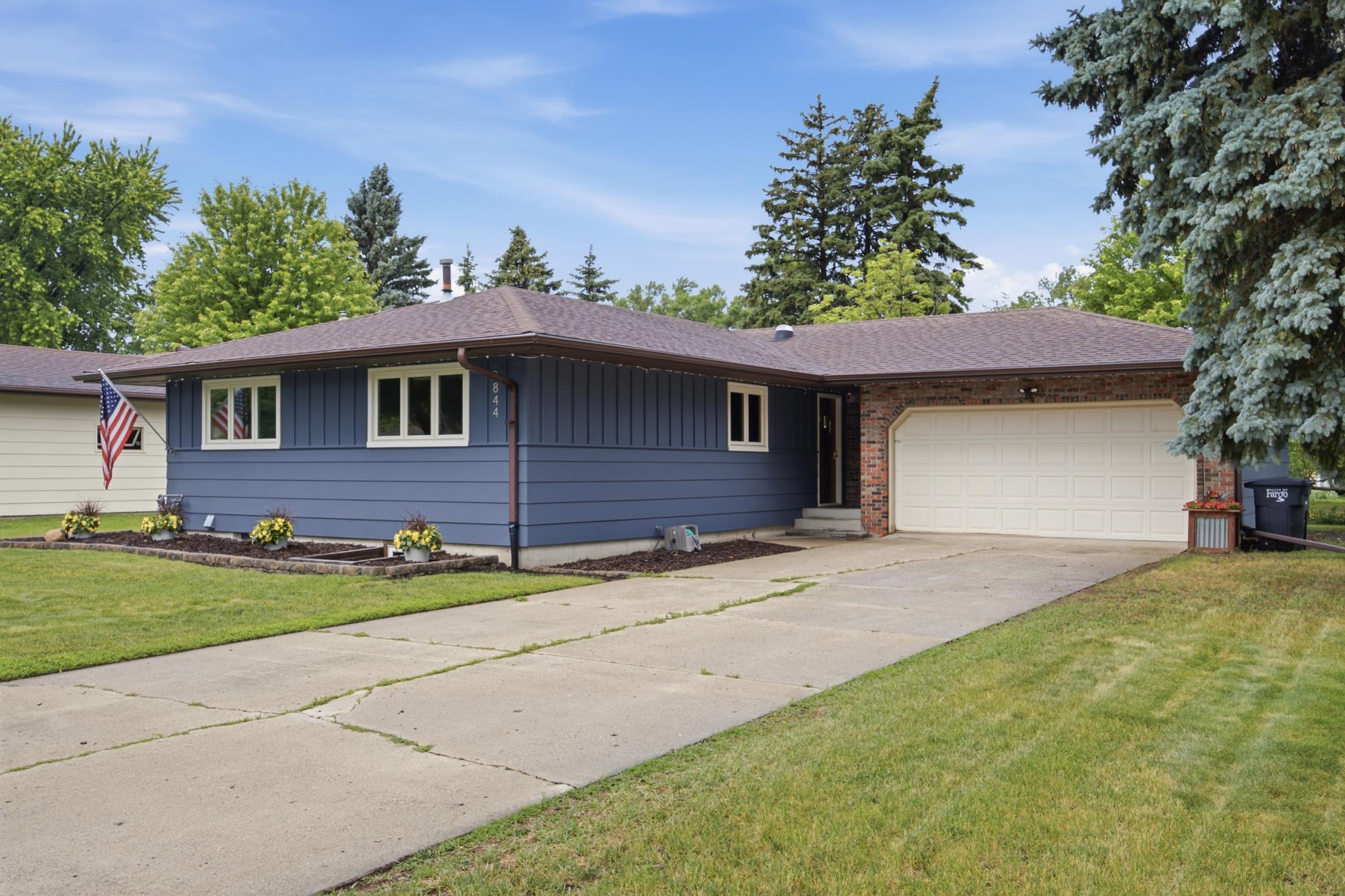 2844 Hickory N Street, Fargo ND 58102 - Photo 2 of 45