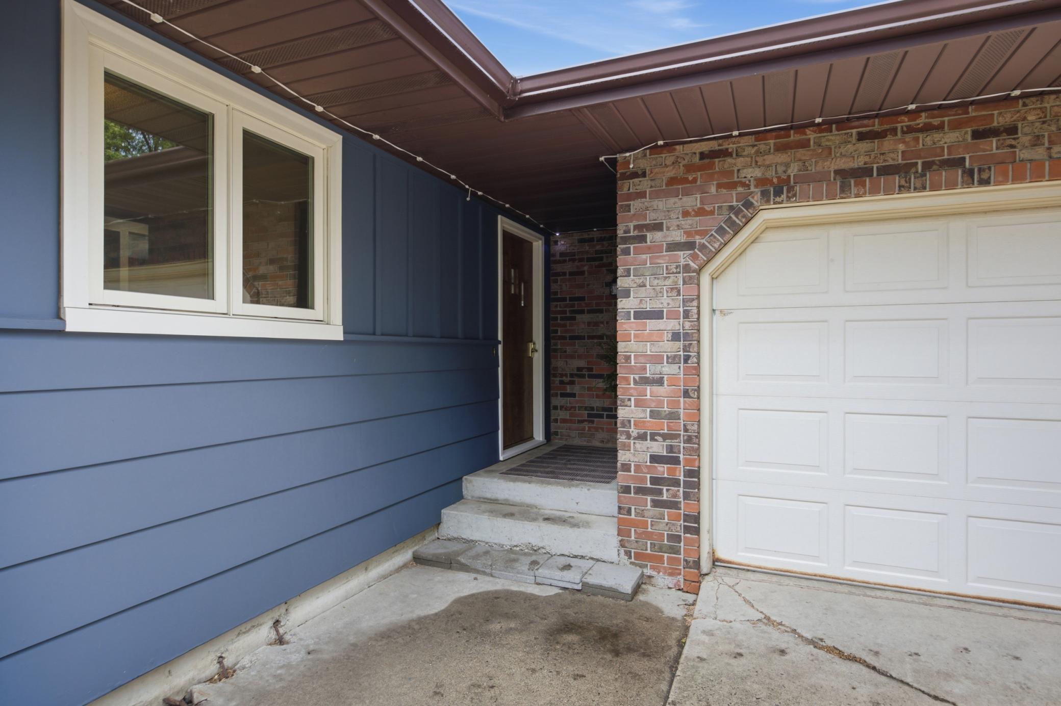 2844 Hickory N Street, Fargo ND 58102 - Photo 3 of 45
