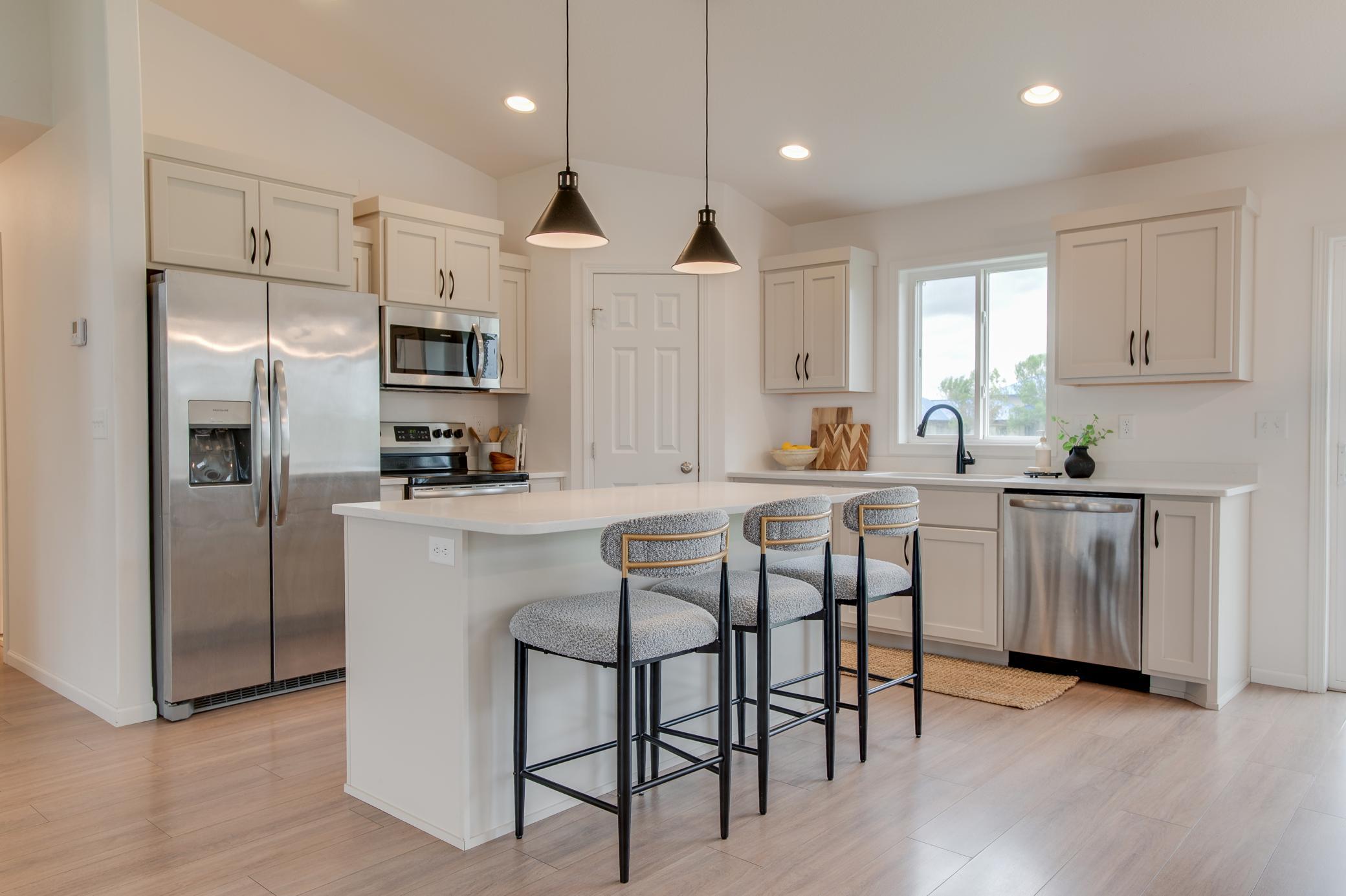 10126 Burgundy Drive, Horace ND 58047 - Photo 12 of 43