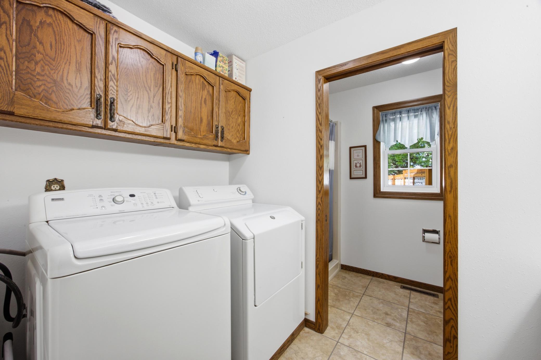 1984 single family home for sale at 301 Mckinley Avenue W in Ulen, MN — 4 bed, 3 bath (photo 16 of 33)