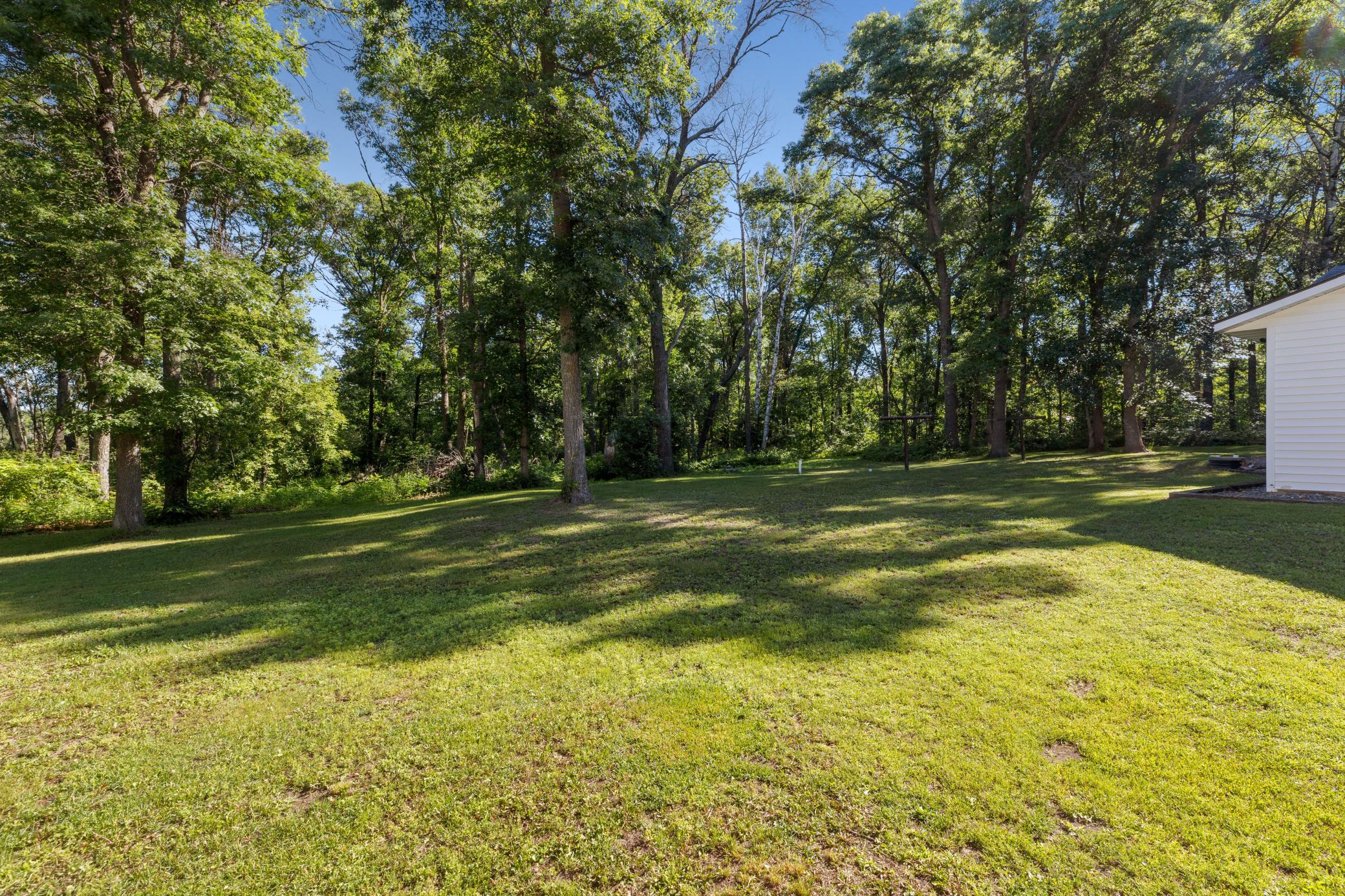 1990 single family home for sale at 16046 Woodrow Road in Brainerd, MN — 4 bed, 2 bath (photo 14 of 15)