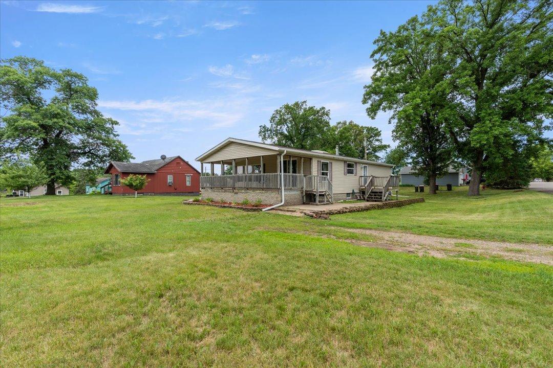 2003 single family home for sale at 602 Winona Avenue in Ironton, MN — 2 bed, 2 bath (photo 2 of 28)