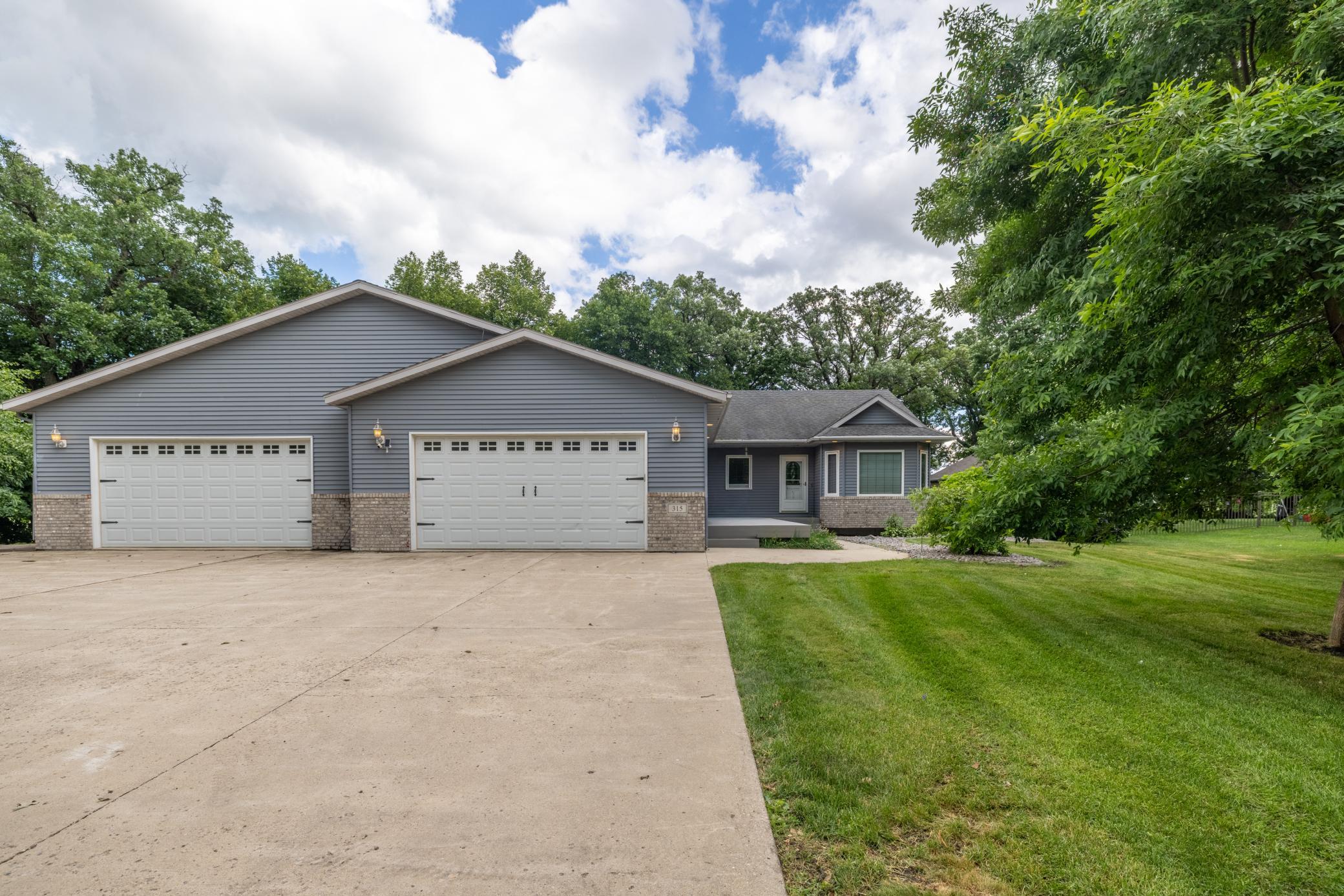 315 Maust Way, Horace ND 58047 - Photo 4 of 40