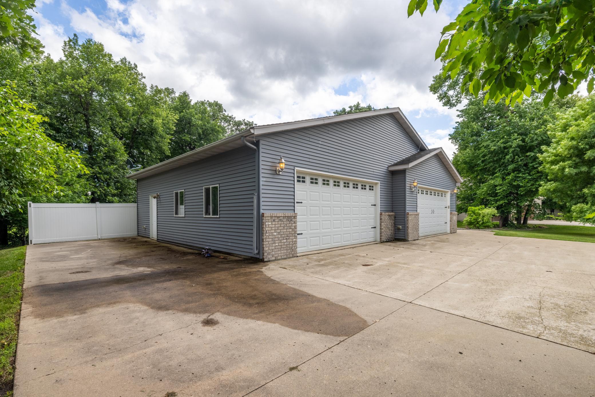 315 Maust Way, Horace ND 58047 - Photo 5 of 40