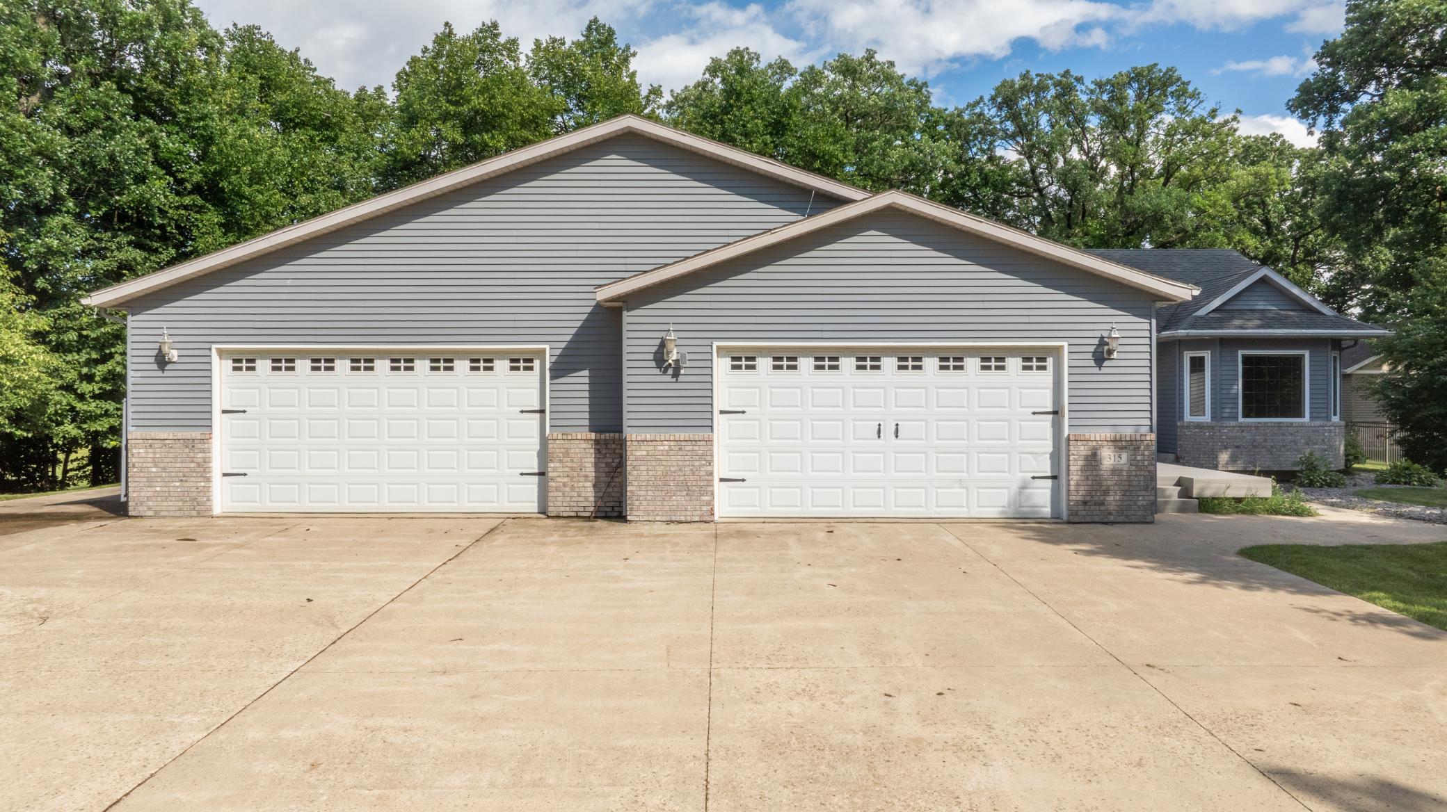 315 Maust Way, Horace ND 58047 - Photo 9 of 40