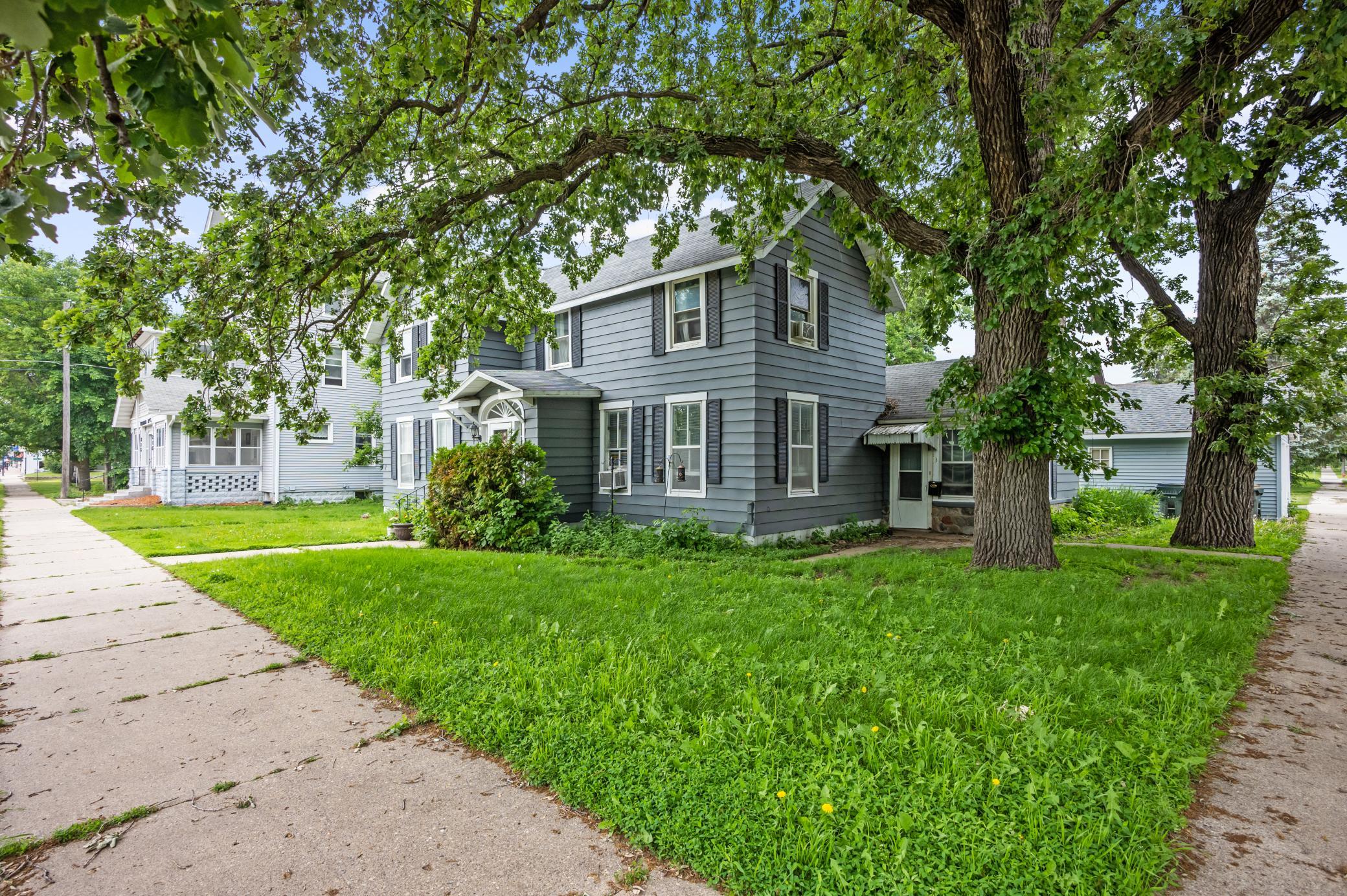 321 6th Avenue E, Alexandria MN 56308 - Photo 2 of 9