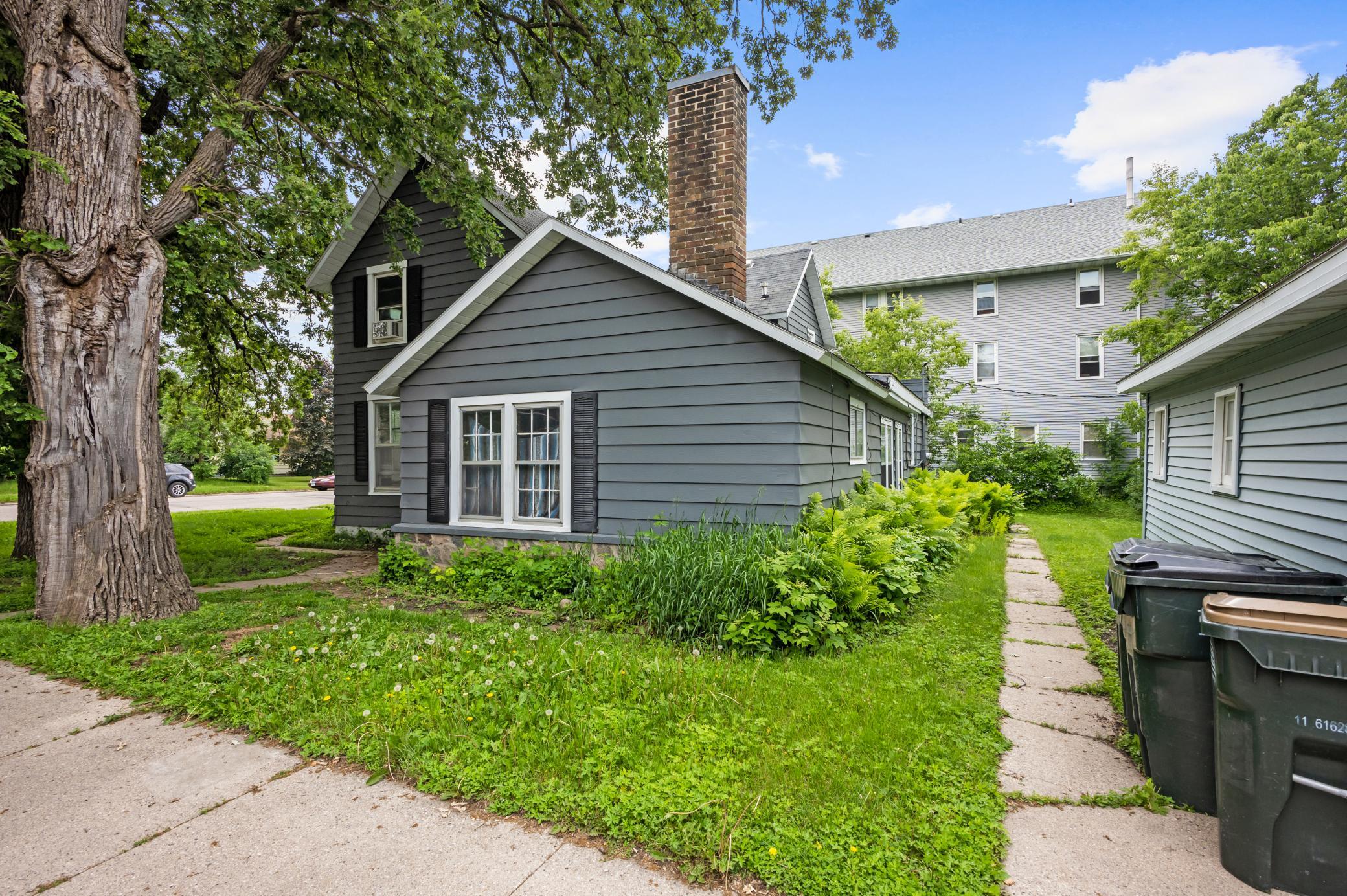 321 6th Avenue E, Alexandria MN 56308 - Photo 4 of 9