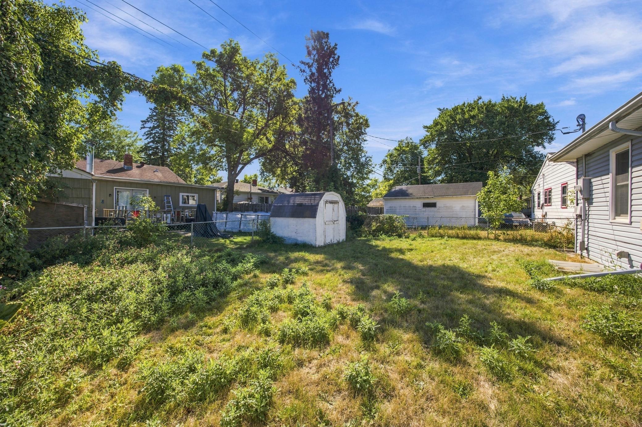 1951 single family home for sale at 1614 6th Street S in Fargo, ND — 3 bed, 2 bath (photo 26 of 35)