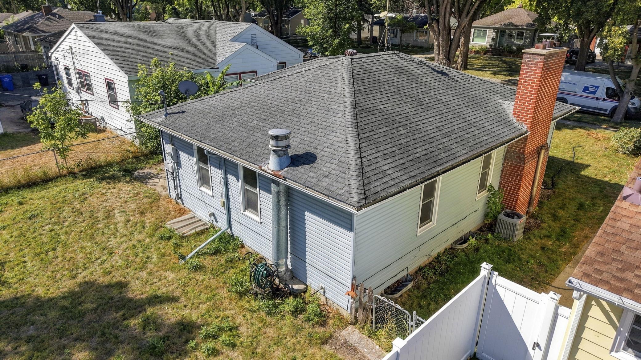 1951 single family home for sale at 1614 6th Street S in Fargo, ND — 3 bed, 2 bath (photo 28 of 35)