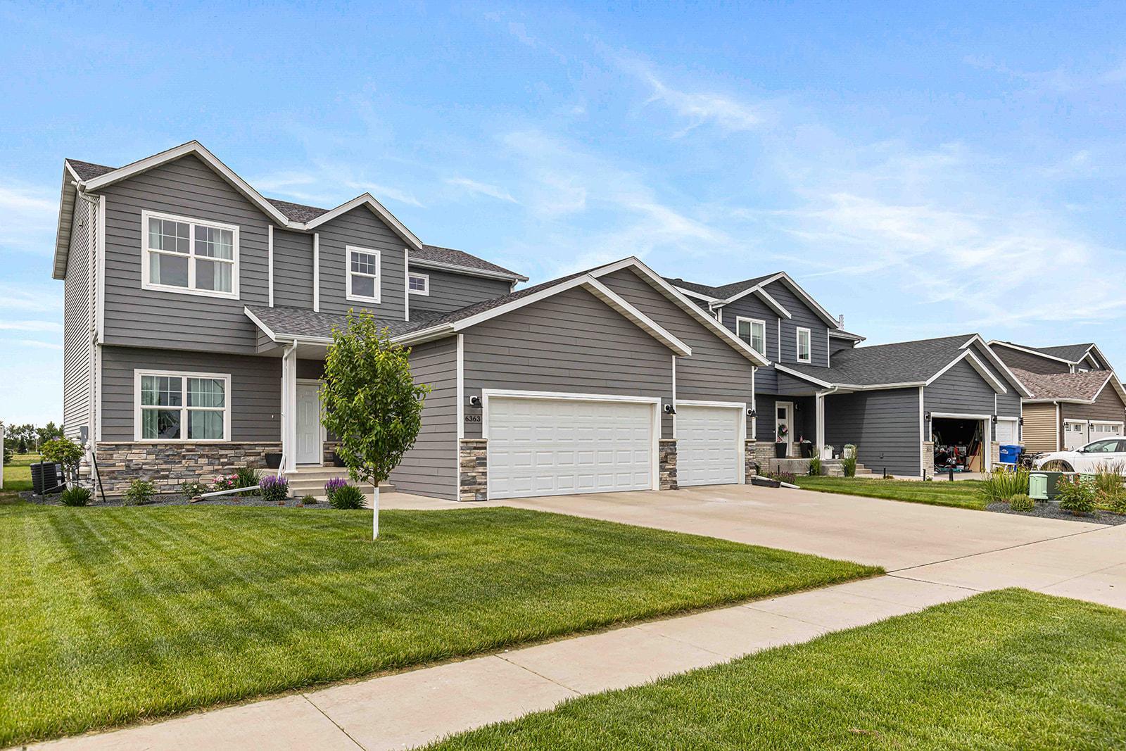 6363 S 54th S Avenue, Fargo ND 58104 - Photo 2 of 53