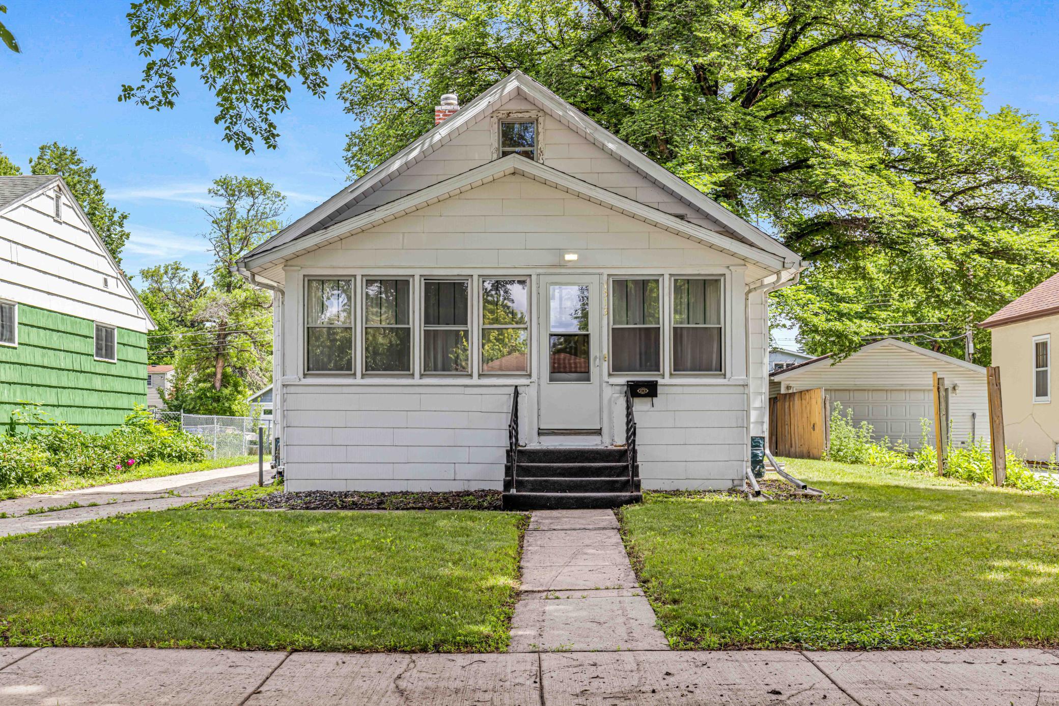 1513 11th N Street, Fargo ND 58102 - Photo 2 of 39