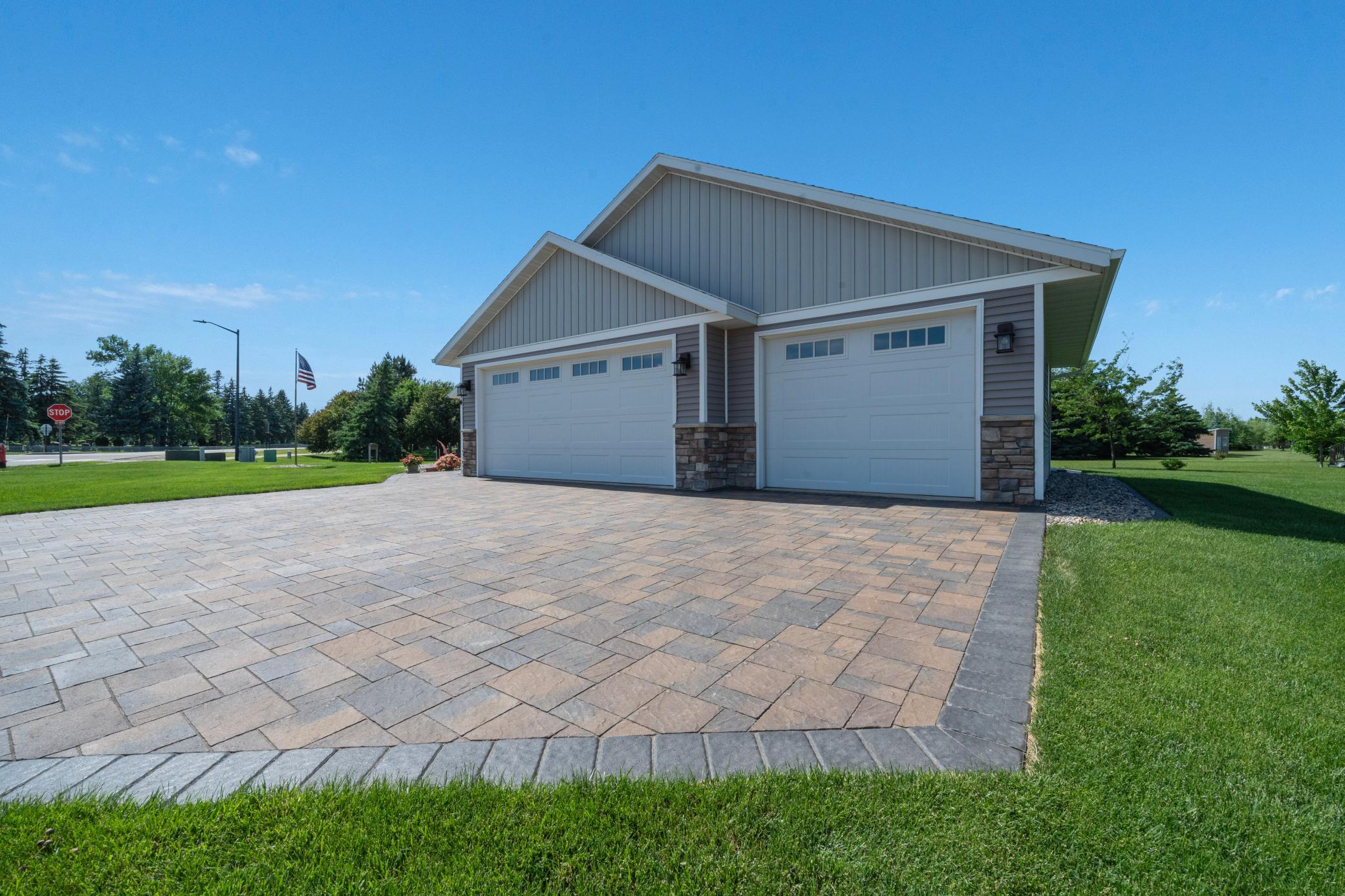 814 Curt Felt Drive, Alexandria MN 56308 - Photo 4 of 45
