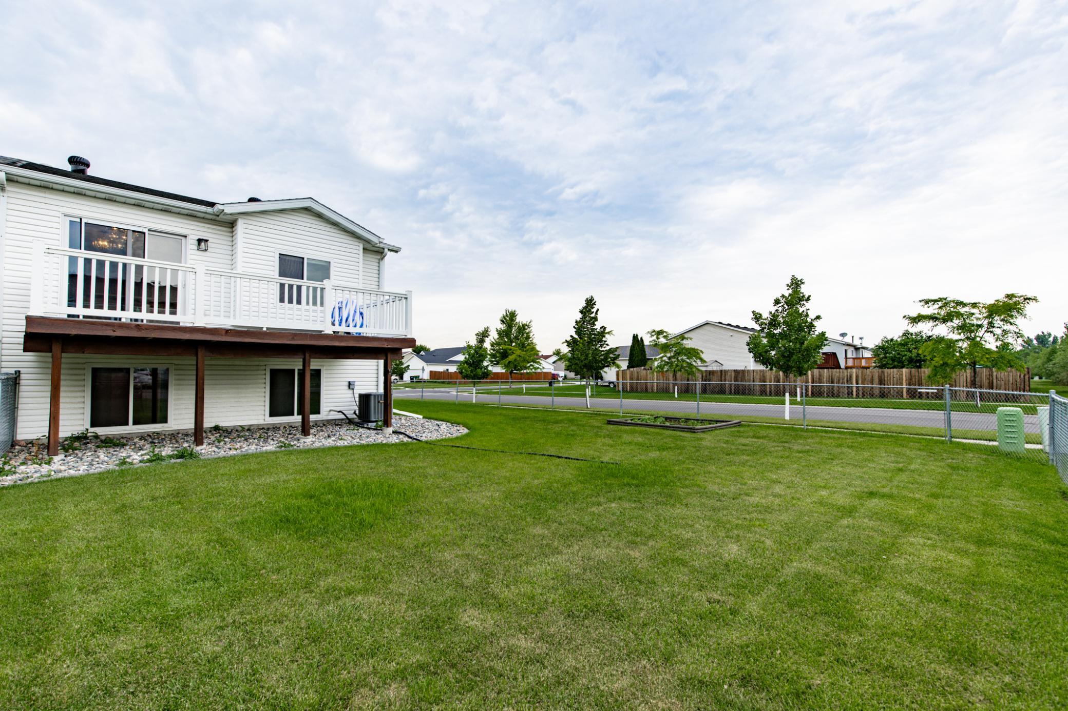 905 11th Street W, West Fargo ND 58078 - Photo 33 of 35