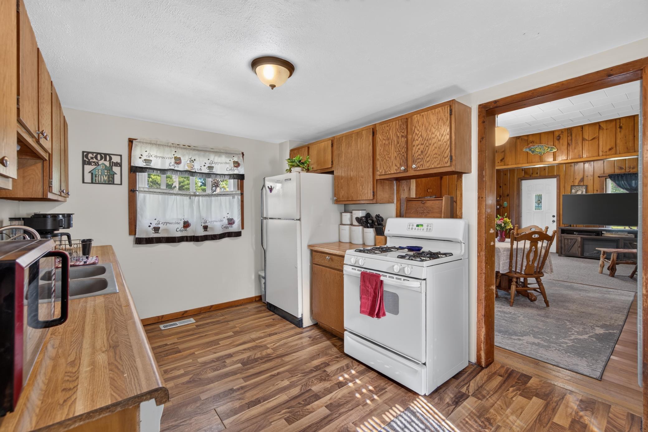 14420 Pillsbury Lane SE, Hines MN 56647 - Photo 6 of 18