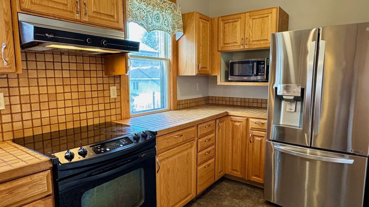112 7th S Avenue, Moorhead MN 56560 - Photo 19 of 42