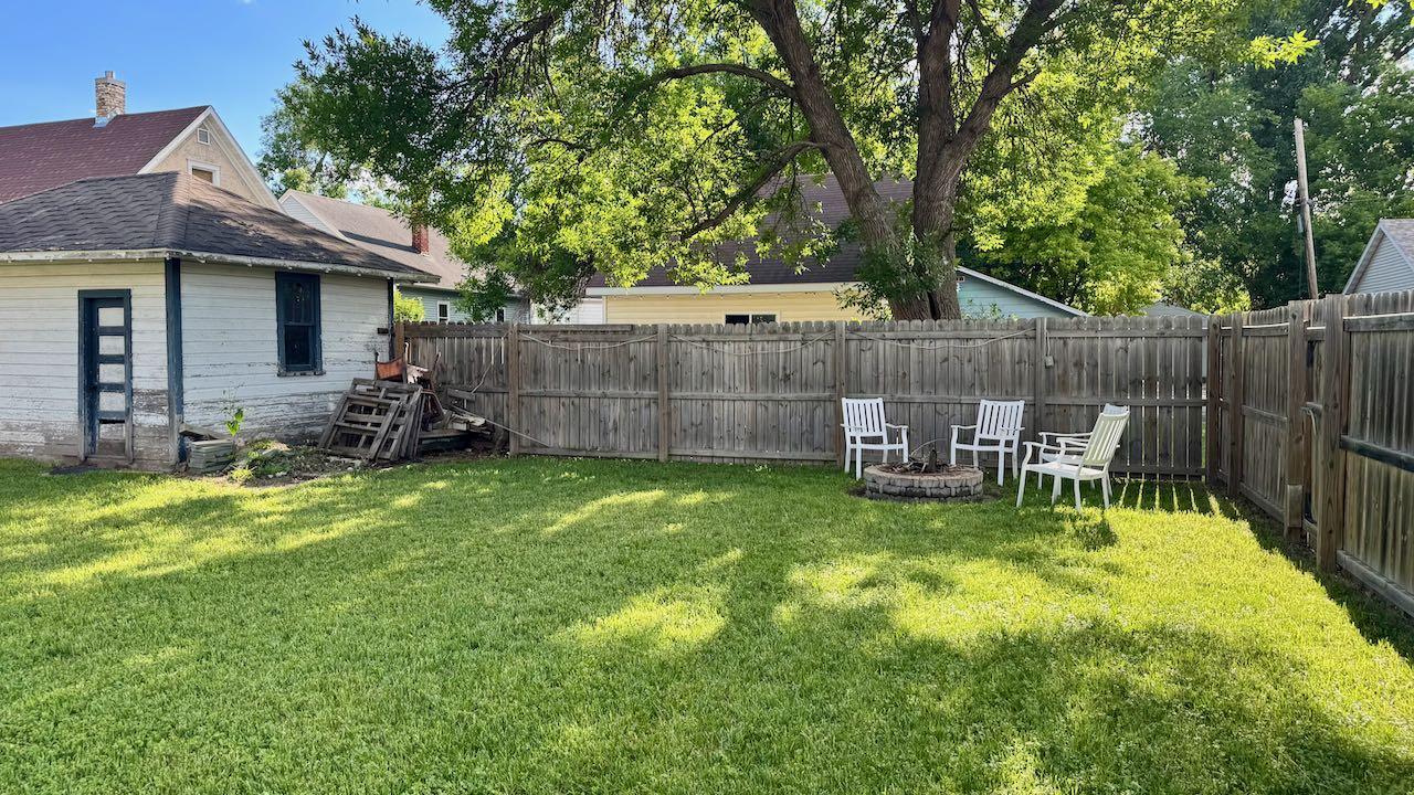 112 7th S Avenue, Moorhead MN 56560 - Photo 39 of 42