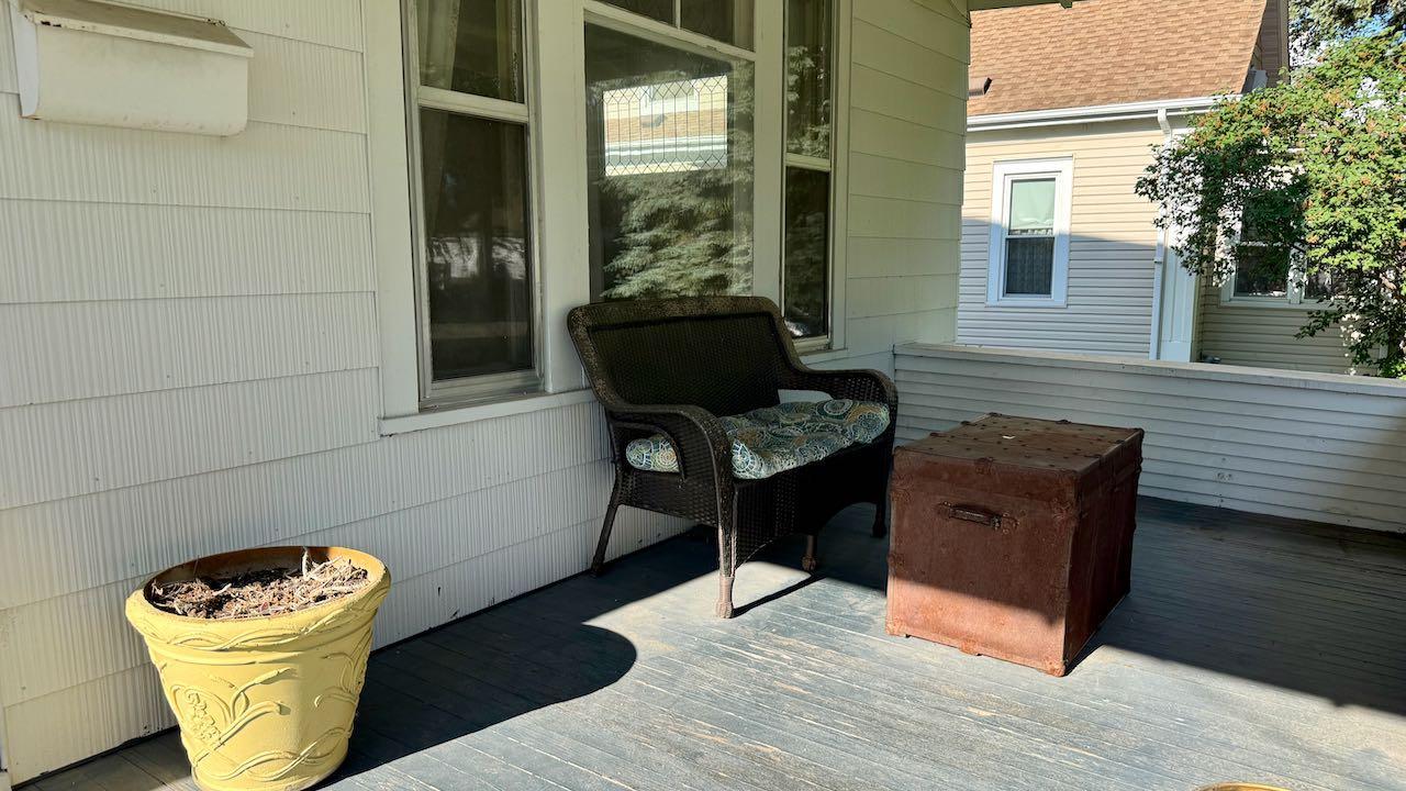 112 7th S Avenue, Moorhead MN 56560 - Photo 5 of 42