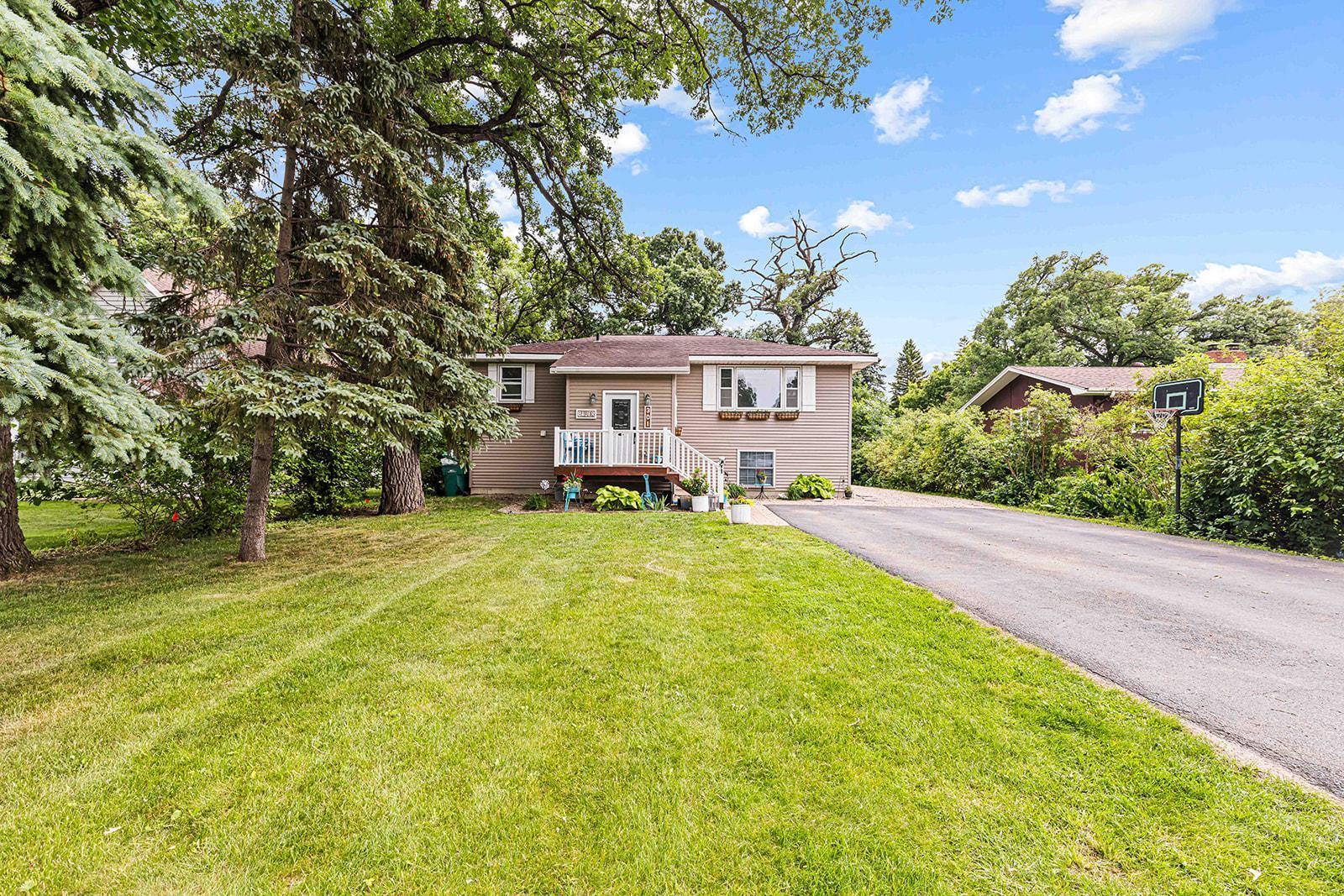 301 Wall Avenue, Horace ND 58047 - Photo 4 of 49