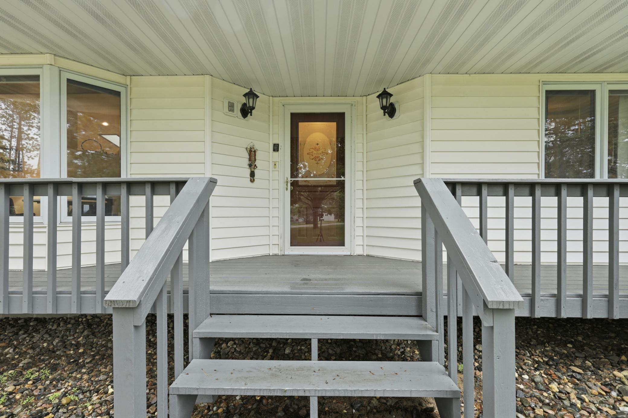 319 1st Street NW, Menahga MN 56464 - Photo 4 of 32