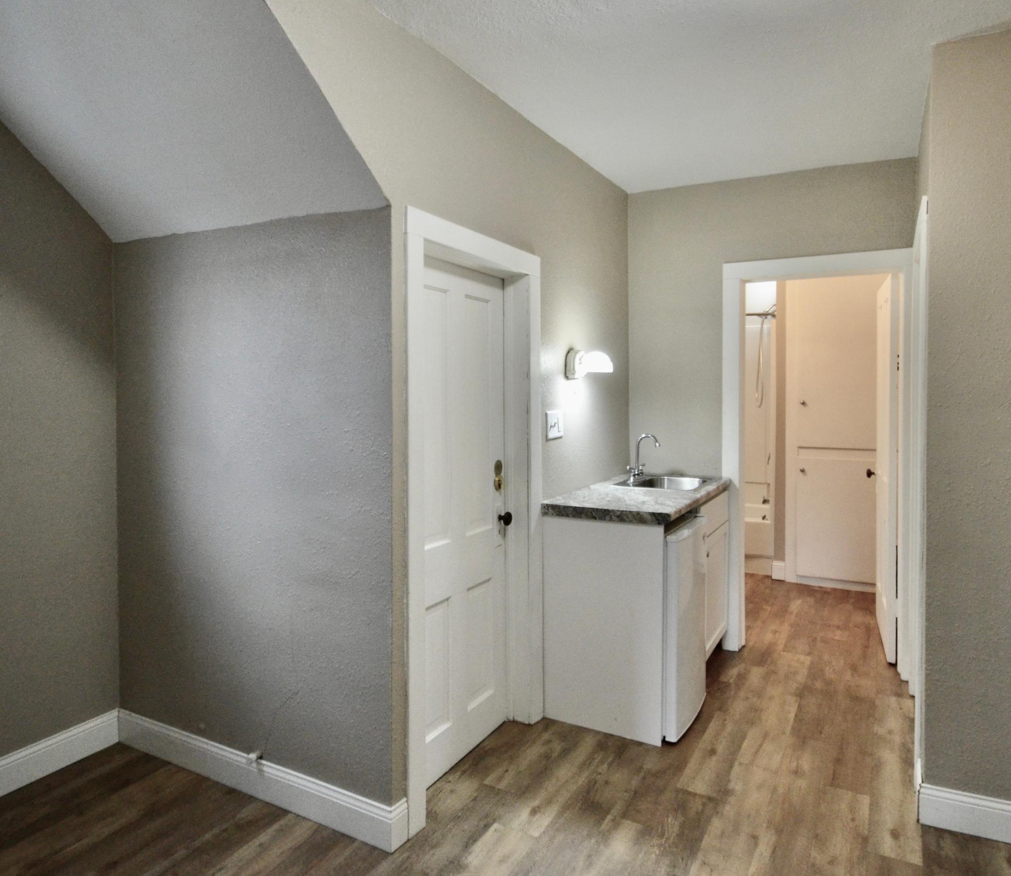 910 7th N Street, Fargo ND 58102 - Photo 23 of 40