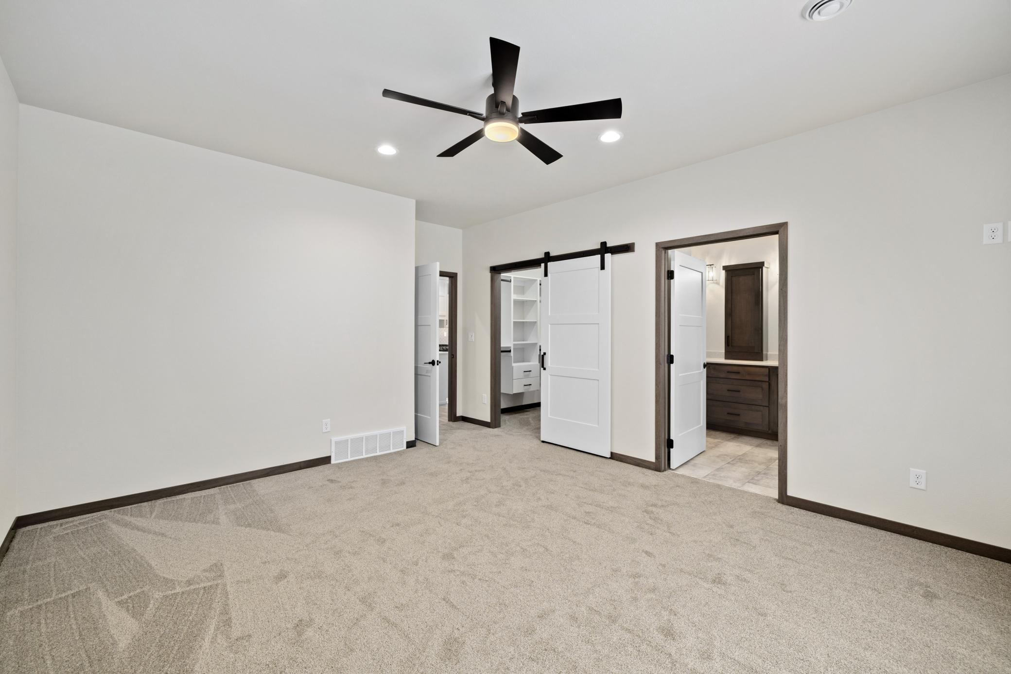 927 Maple Street, Kindred ND 58051 - Photo 12 of 21