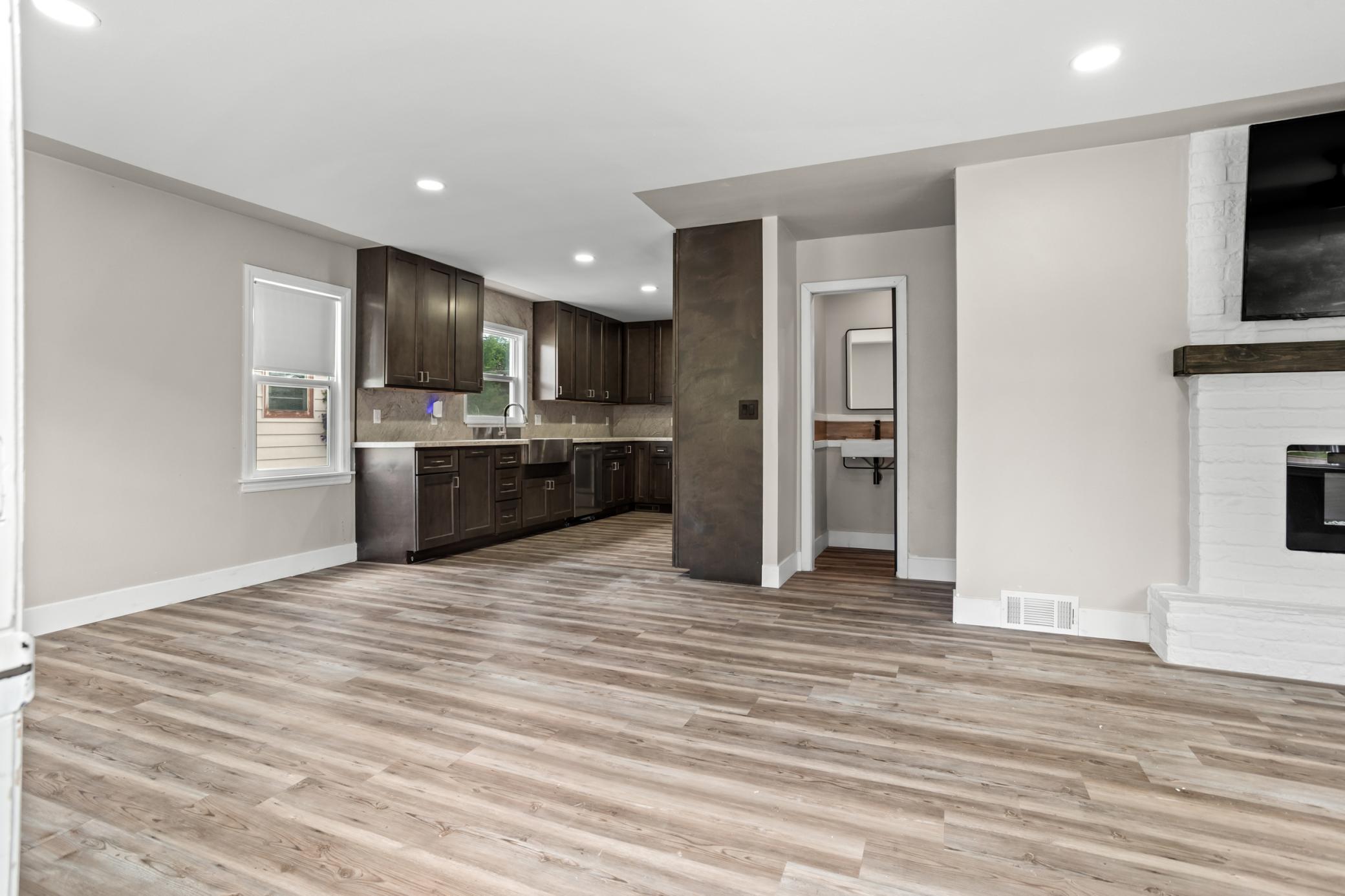 1601 11th N Street, Fargo ND 58102 - Photo 5 of 46
