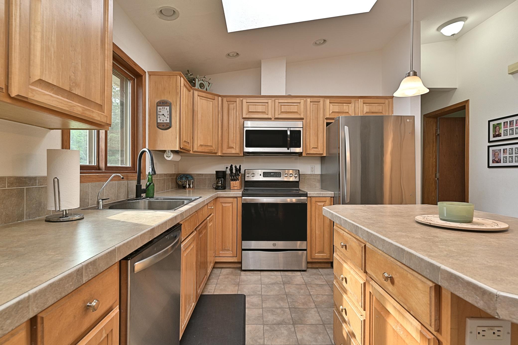 2006 single family home for sale at 20206 Timberlodge Road in Warba, MN — 4 bed, 3 bath (photo 11 of 43)